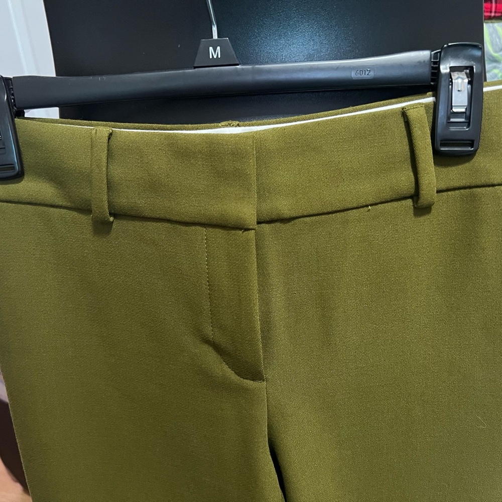 LOFT Green Dress Pants Tailored Professional Look